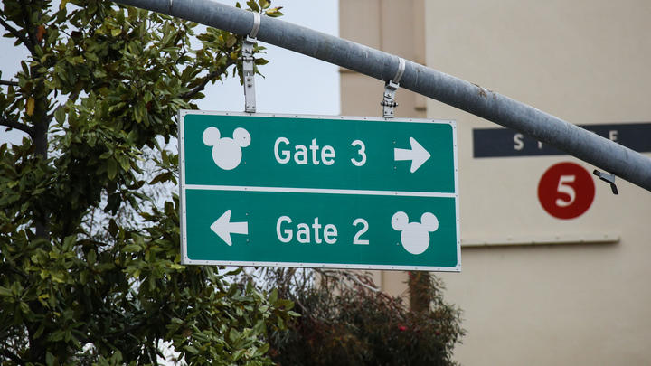 Всё, что нужно знать про цивилизованный запад: Детский канал станет спонсором детоубийц