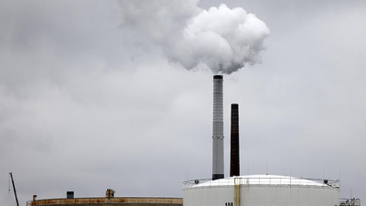 Китай не будет поставлять СПГ в Европу ради внутреннего потребления – Bloomberg