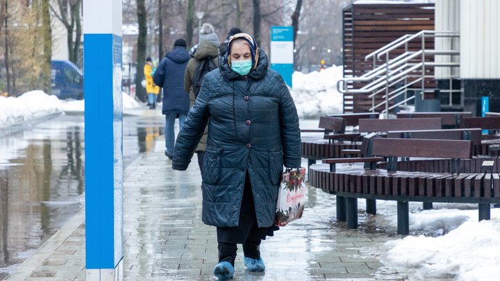 В Самарской области жителям рекомендуют снова носить маски из-за вируса