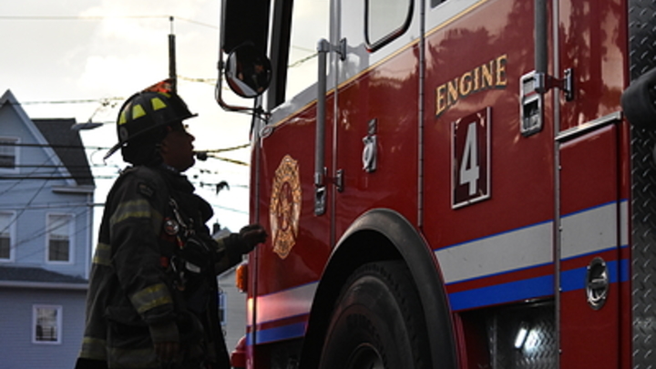 Donegal Daily: в Ирландии взломали и подожгли центр для украинских беженцев