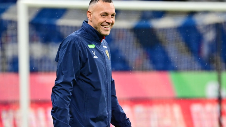 Недвижимость Дзюбы на миллиард рублей: Стало известно, на кого записаны участки, дома и квартиры