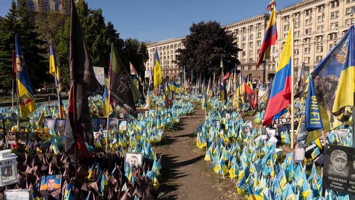 Её народ как пушечное мясо: Миронов назвал фейком День независимости Украины