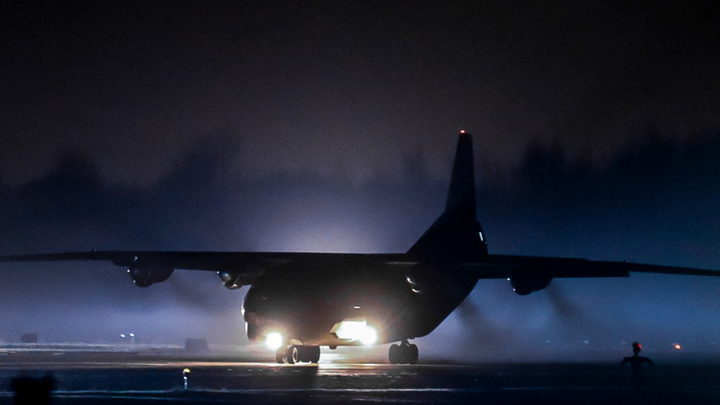 Море до горизонта: Видео из заходящего на посадку в Сочи самолёта