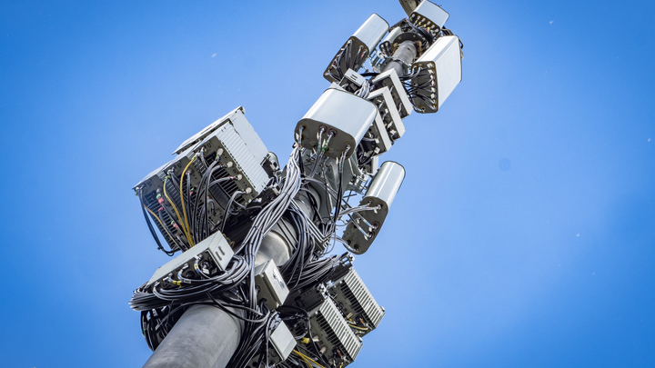 К концу текущего года на Херсонщине восстановят все вышки сотовой связи