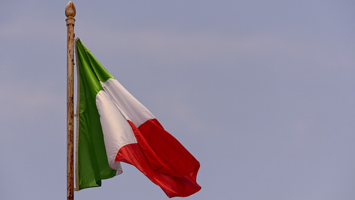 Стоило отключить газ: Президент Болгарии жёстко осудил поставщиков оружия Украине