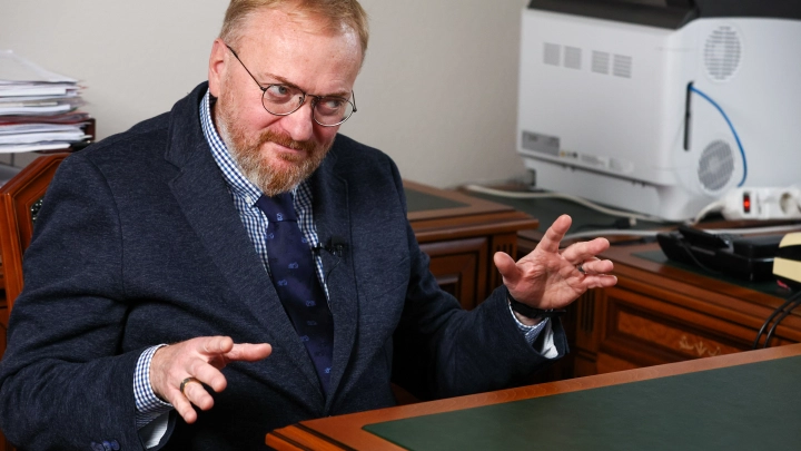 Депутат Милонов призвал запретить строительство квартир-живопырок