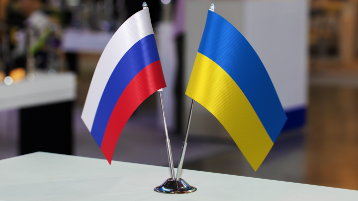Кучма назвал себя первым лидером, приказавшим стрелять по русским солдатам