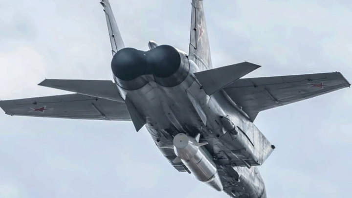 Грузов 200 повытягивали много. Сатановский разоблачил тайну США об ударе Кинжала по базе НАТО