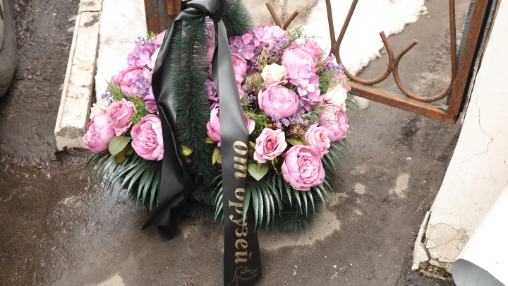 Вина общества: Друг Паши Техника на похоронах вдруг обругал всех, кому рэпер нравился обсаженным