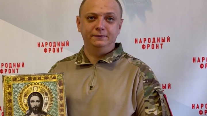 Челябинка передала русским бойцам на передовую старинный оберег