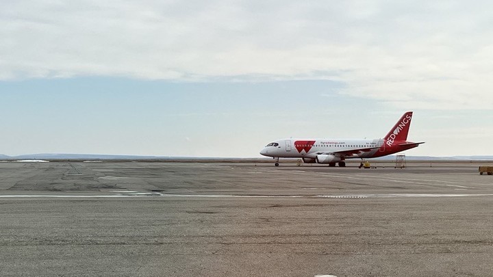 Red Wings временно оставила рейсы в Израиль только из Москвы и Сочи