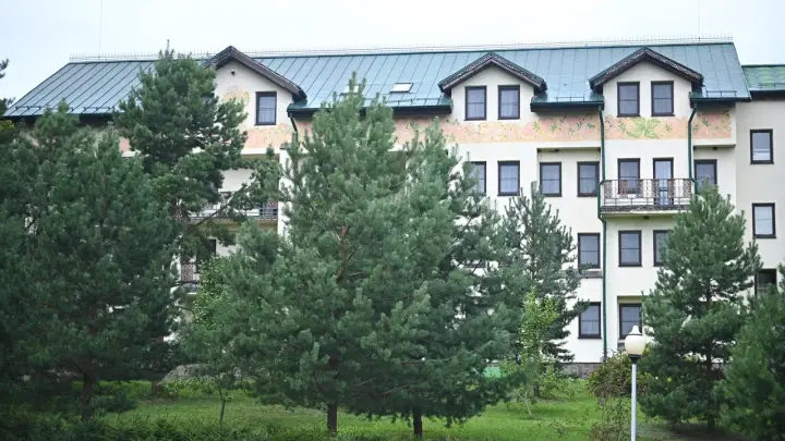 3 млн человек могут получить бесплатную путевку в санаторий: кто в списке