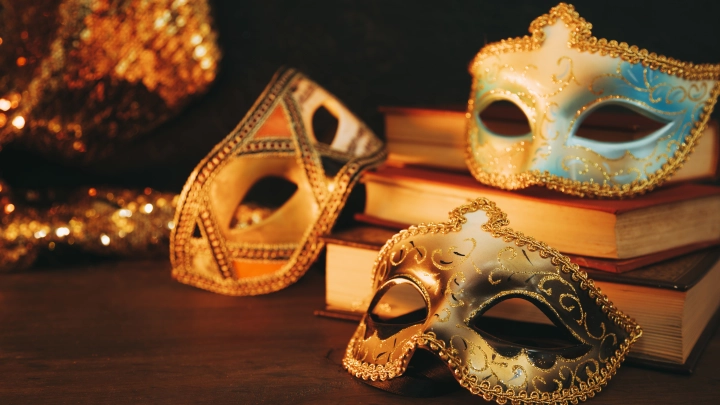 Первые фото Михаила Ефремова на сцене после освобождения: Главная роль с Анной Михалковой