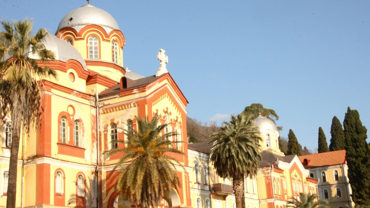 Абхазию пора избавить от секты. Новый шаг сделан. Когда Новый Афон вернётся верующим?