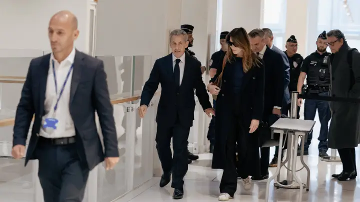 Николя Саркози приговорён к пяти годам лишения свободы с отсрочкой ареста - СМИ