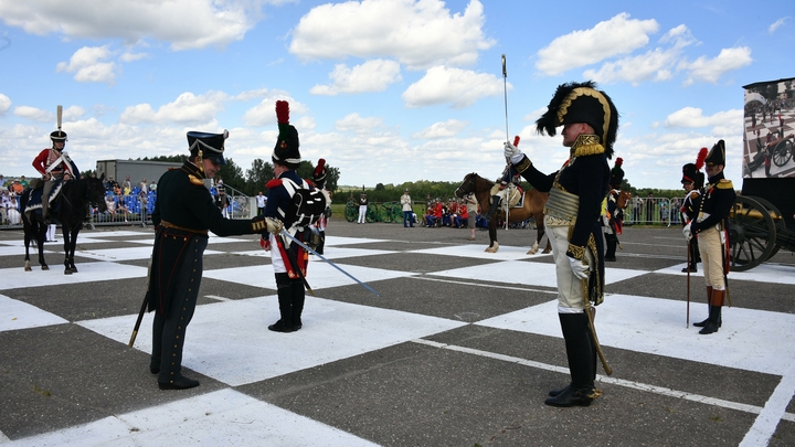 В Петербурге сыграют в шахматы с живыми фигурами. Продолжение партии 100-летней давности