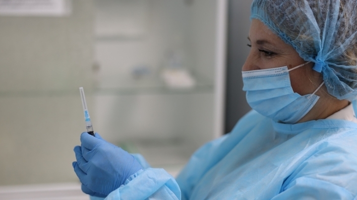 Жителям Забайкалья сильно не хватает первого компонента вакцины Спутник V