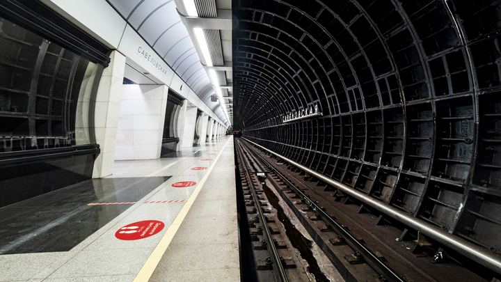 Мигрантов, устроивших драку в московском метро, задержали. Возбуждено дело