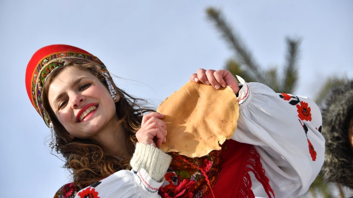 На Масленицу - ташкентский плов: Праздничное меню вызвало разочарование. В России возмущены новшествами