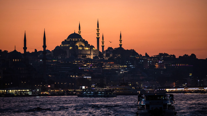 После атаки в Иране США предупредили своих граждан в Турции: Ждите в Стамбуле