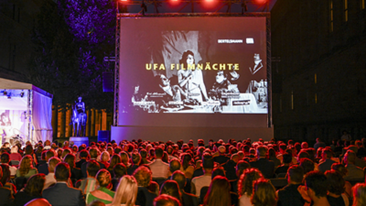 Зависимость от кино. Эксперт предлагает лечение марафонами