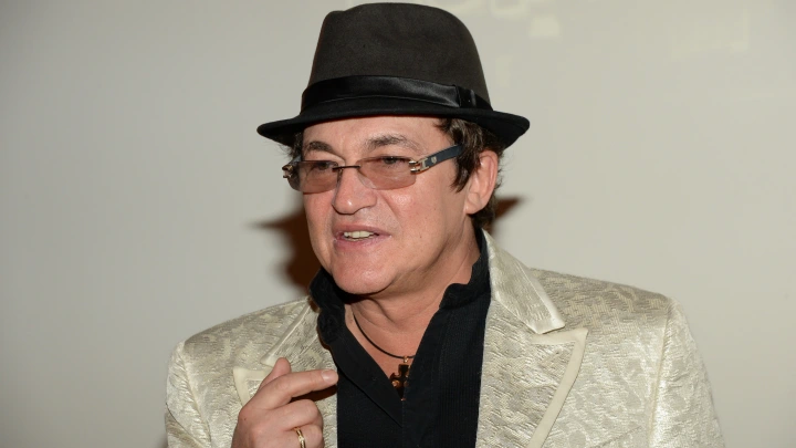 Дибров дал первый комментарий о стыдной вечеринке. Стало ещё неприятнее