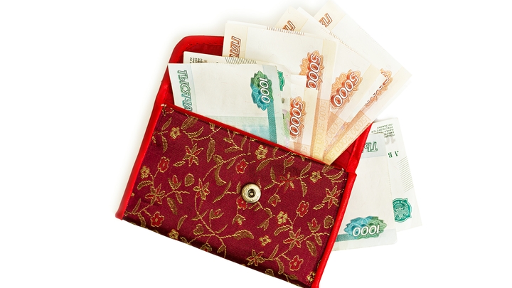 Каждый десятый житель Подмосковья получает больше 100 тысяч рублей в месяц