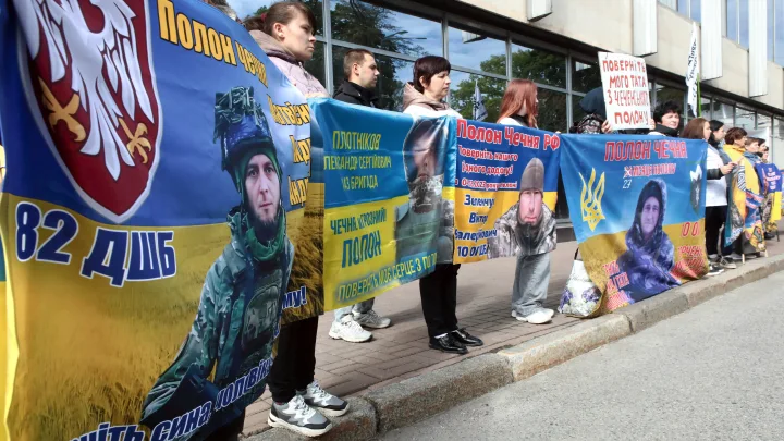 Родные десантников устроили бунт: Зеленский нас не слышит!