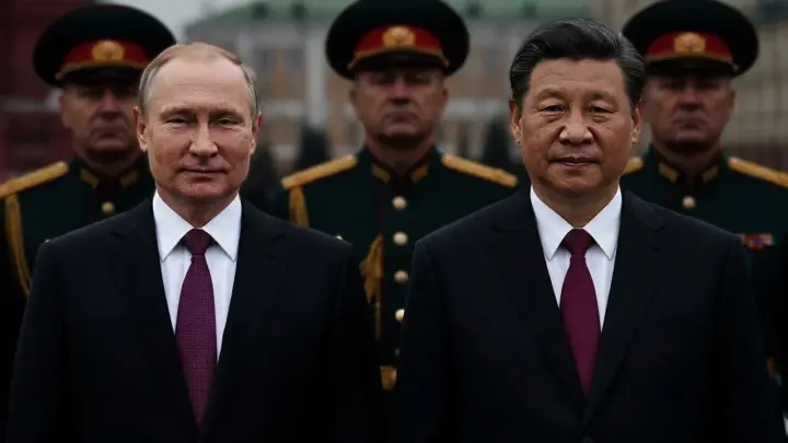 Москву посетил генерал из КНР. И тут началось страшное: Всплыл главный договорняк. Запад напряжённо замер