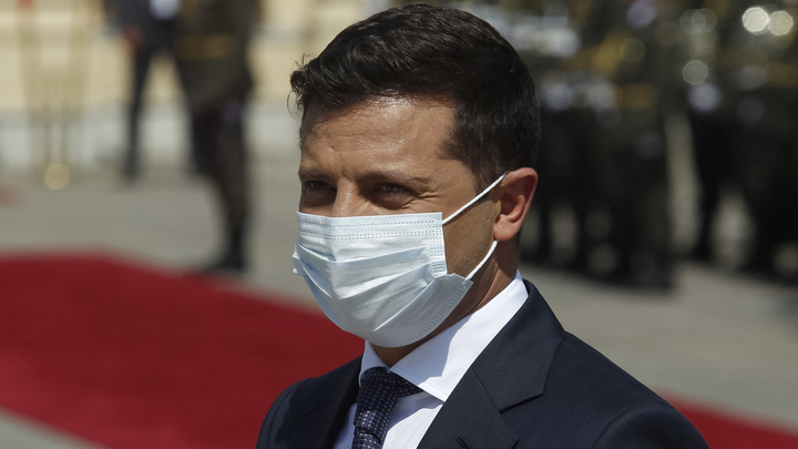 Неудобно получилось: Зеленского вызвали в Лондон и дали инструкции