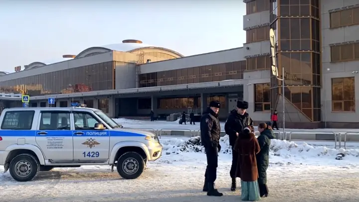На челябинском вокзале устроили облавы на цыган, бродяг и попрошаек