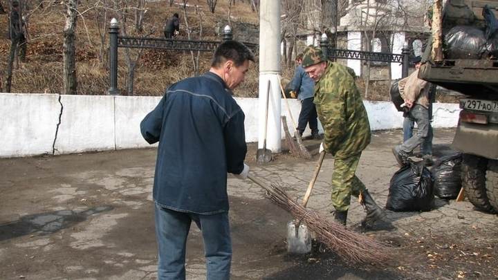 Выметайте, или выметайтесь: в Чите объявили субботники и чистые четверги