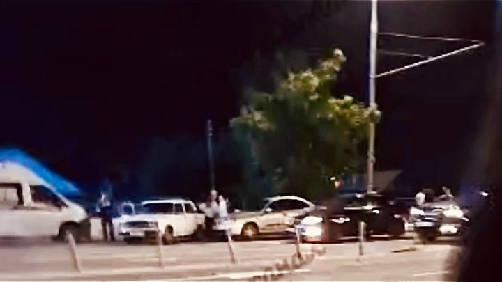 Пять автомобилей столкнулись на Северных мостах в Краснодаре