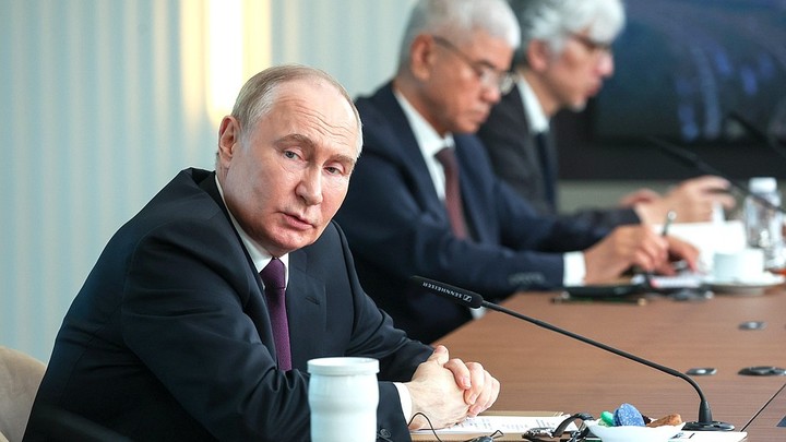 Путин ответил на вопрос о безвозвратных потерях России и ВСУ: Примерно 1 к 5-ти