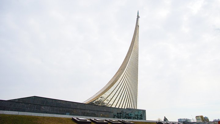 В Москве отреставрируют 110-метровый мемориал Покорителям космоса