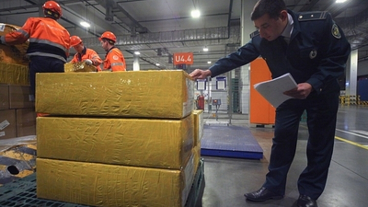 Made in China: забайкальская таможня изъяла 25 кг нелегальных продуктов из Китая