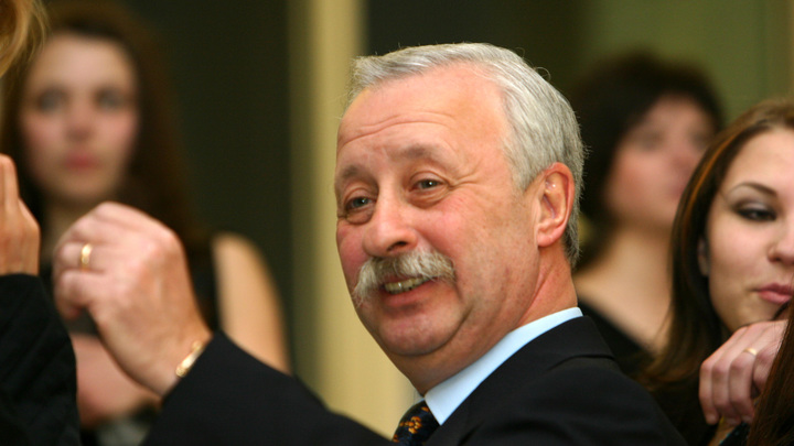 Поле чудес снимают с эфира. Чтобы вернуть - снова с Якубовичем