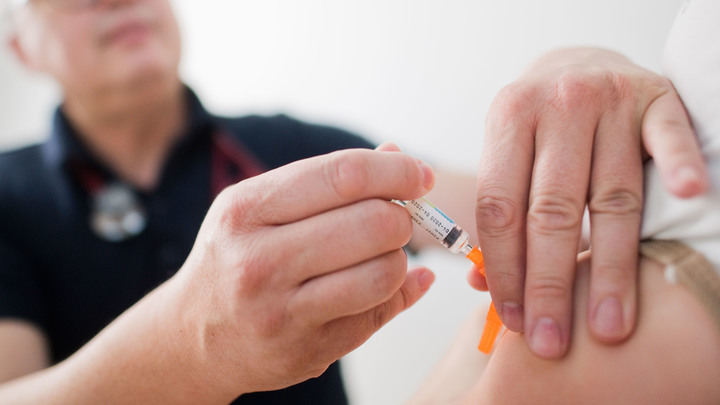 Минздрав рассказал о приводящих к смерти прививках: Последствия могут появиться через полтора-два года