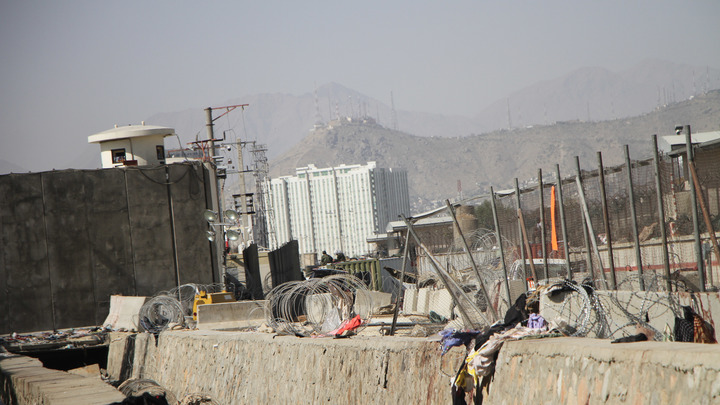 Сдерживать американскую муляку в Афганистане будут русские танки - Баранец