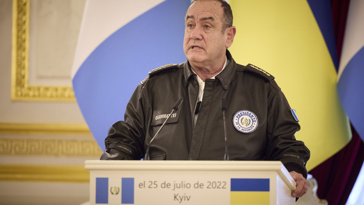 Покушение на президента Гватемалы. Кортеж обстрелян, есть раненые