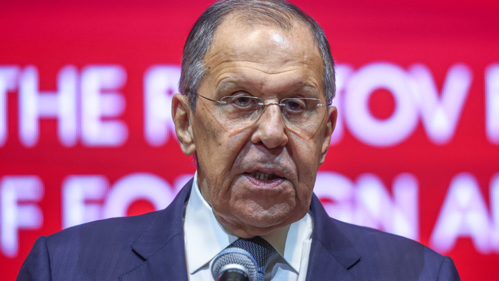 Лавров призвал не допустить перехода холодной войны в горячую фазу