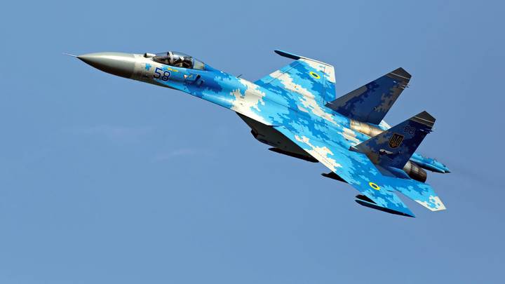 Россия сбила один из последних украинских истребителей Су-27