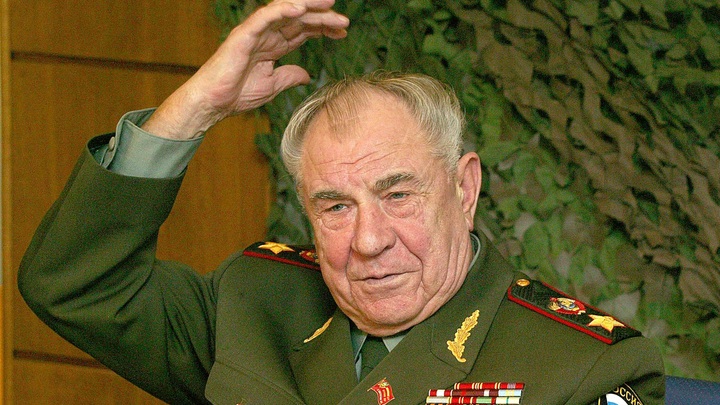 Неизданное интервью маршала Язова вышло после его смерти: "Горбачёв думал, что народ проглотит" Неизданное интервью маршала Язова вышло после его смерти: "Горбачёв думал, что народ проглотит"