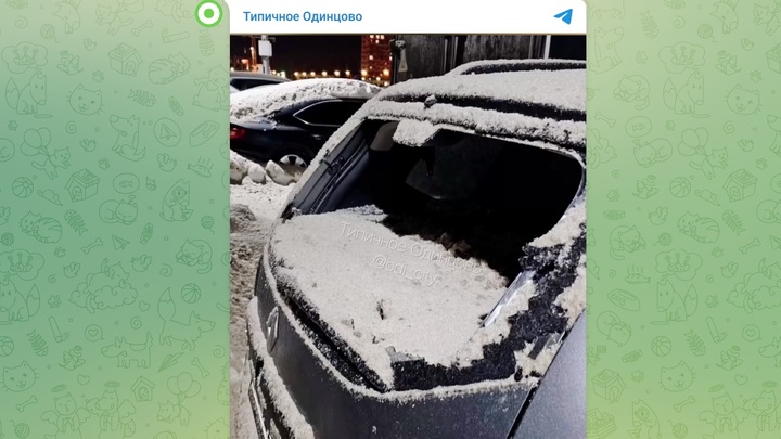 Коммунальщики повредили десятки автомобилей во время уборки снега в Одинцове