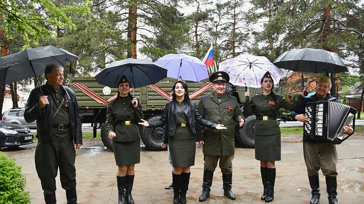 На Кубани провели почти 300 персональных парадов для ветеранов