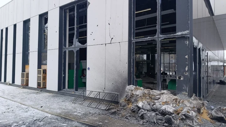 ВСУ обстреляли МФЦ и магазин в Новой Каховке