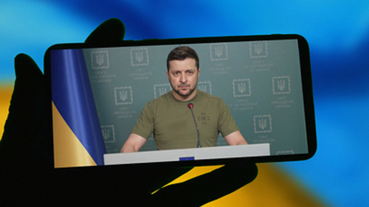 Зеленский объявил о начале охоты на ведьм