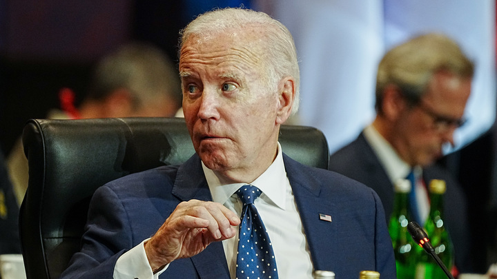 Байден публично слил Зеленского: Не доказательство