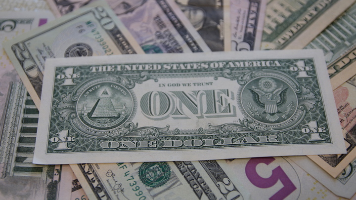 Долг очень велик: Американский инвестор предсказал США долгую рецессию