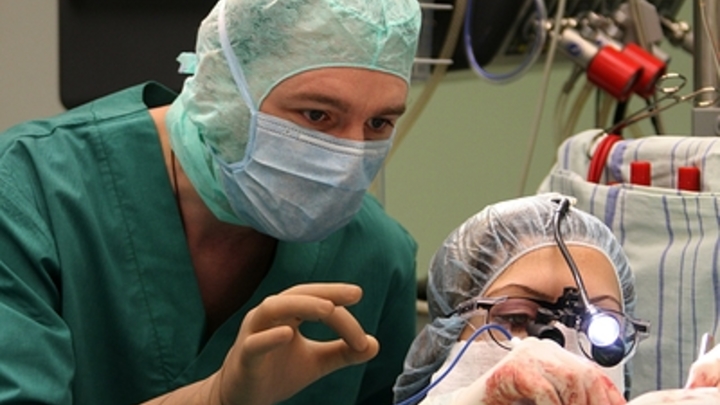 Боль в ногах - к сердечному приступу: Немецкие кардиологи назвали неожиданный предвестник инфаркта